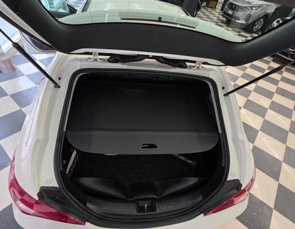 Mercedes-benz CLA 200 d 4Matic Automatic Sport