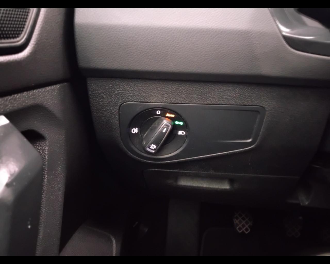 VOLKSWAGEN Tiguan II 2021 - Tiguan 2.0 tdi Life 122cv