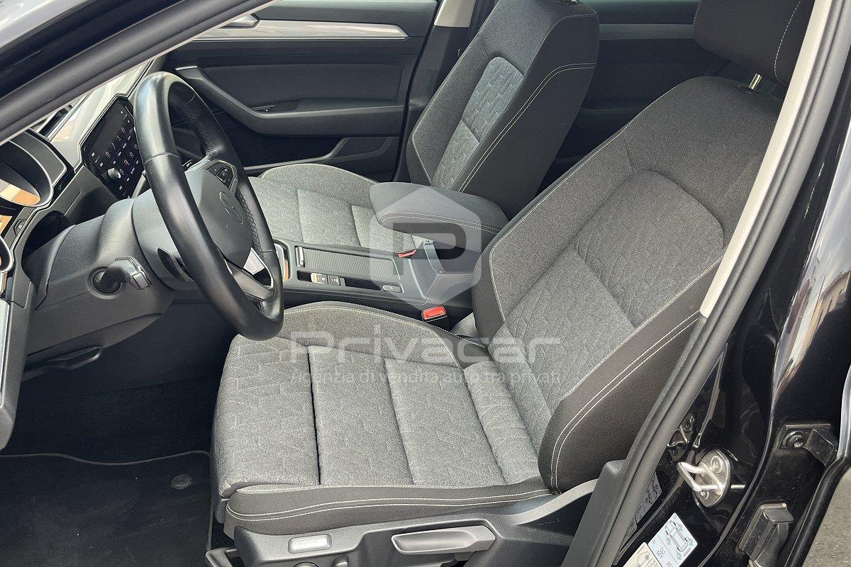 VOLKSWAGEN Passat Variant 2.0 TDI SCR EVO DSG Business