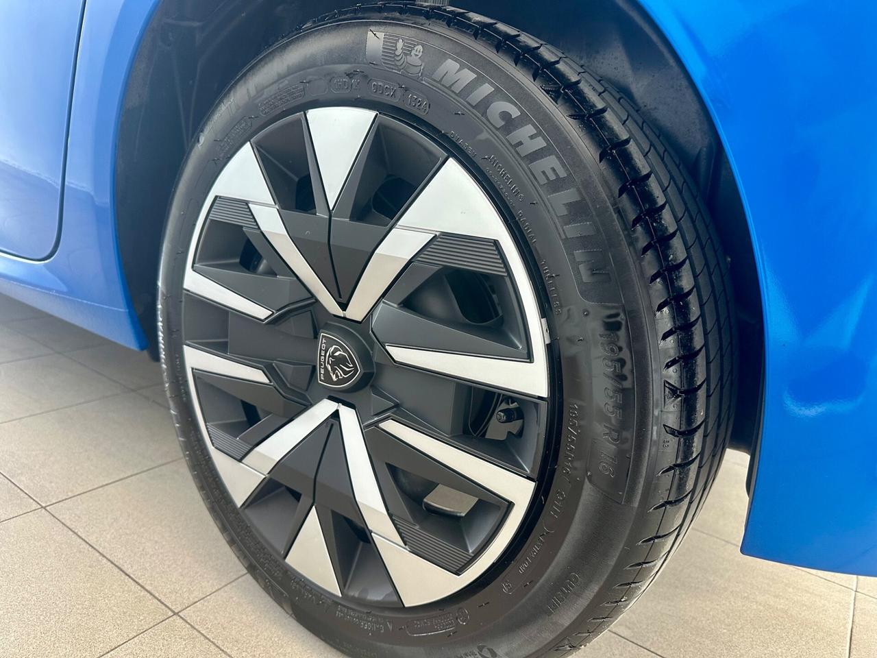 Peugeot 208 Stop&Start 5 porte Active 5.900KM