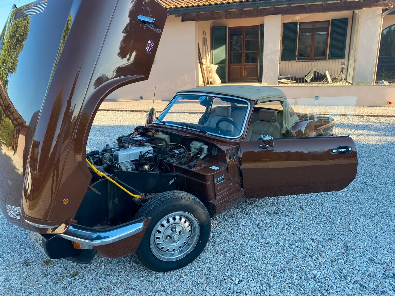 TRIUMPH SPITFIRE 1500 Benzina "CABRIO"