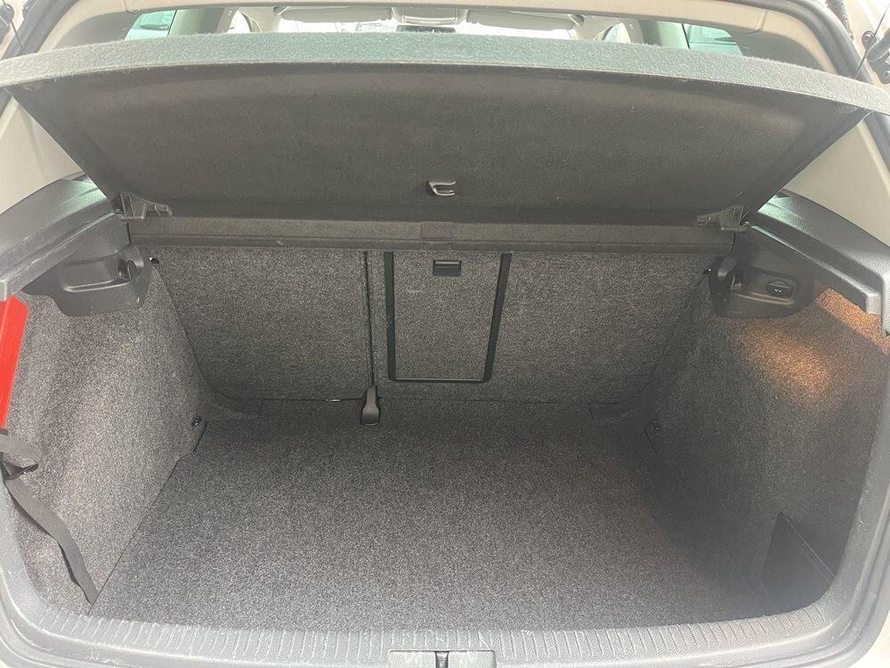 Volkswagen Golf 1.6 TDI DPF 3p. Highline NEO PATENTATI