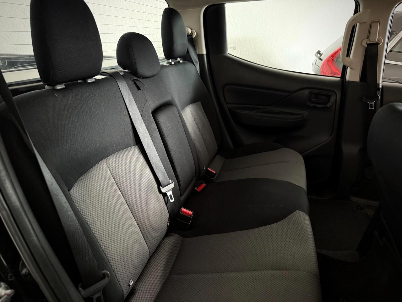 Mitsubishi L200 2.3D 150CV - Doppia cabina 4x4 - MANUALE