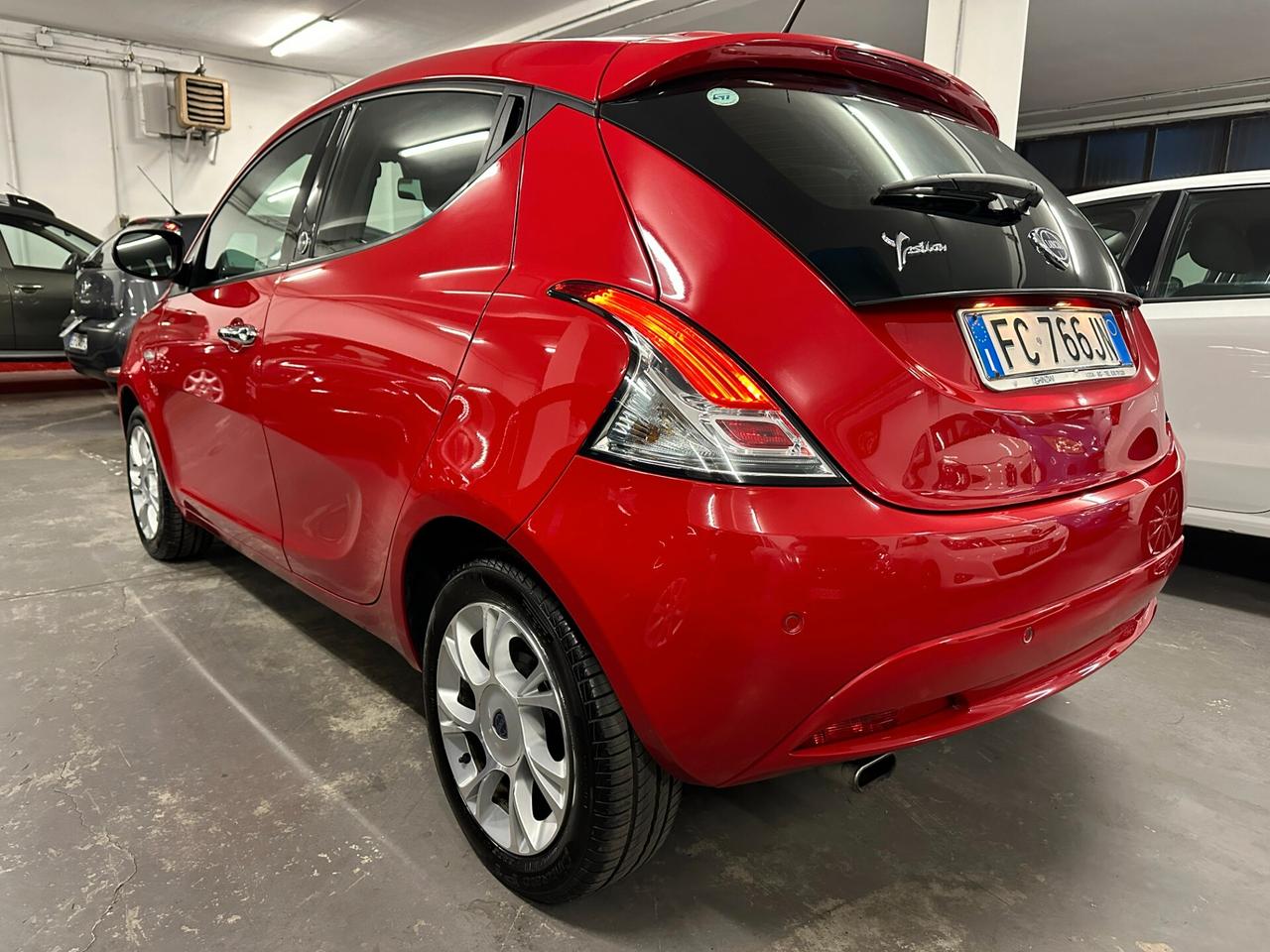 Lancia Ypsilon 1.2 69 CV 5 porte GPL Ecochic Gold