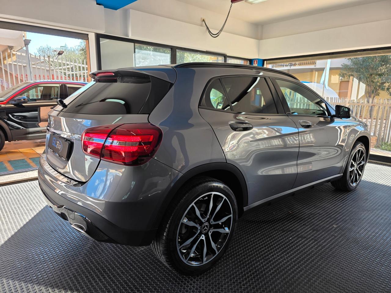 Mercedes-benz GLA 200 d Automatic Premium