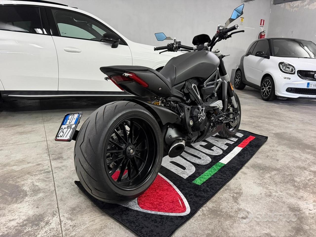 Ducati Xdiavel Dark carbon 2023 uni pro