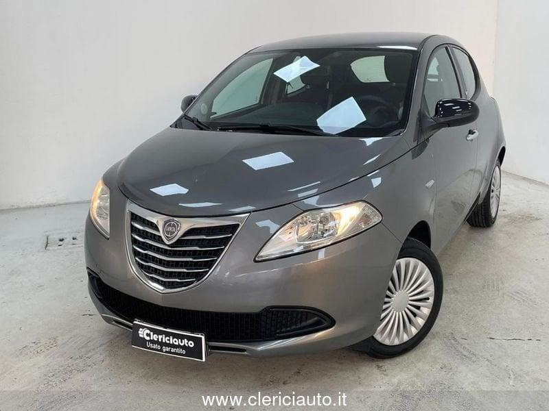 Lancia Ypsilon 1.2 69 CV 5 porte Silver