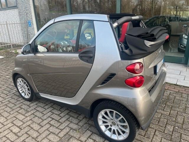 Smart ForTwo 1000 52 kW MHD cabrio passion