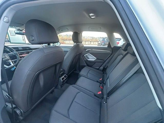 AUDI Q3 35 TDI S TRONIC BUSINESS