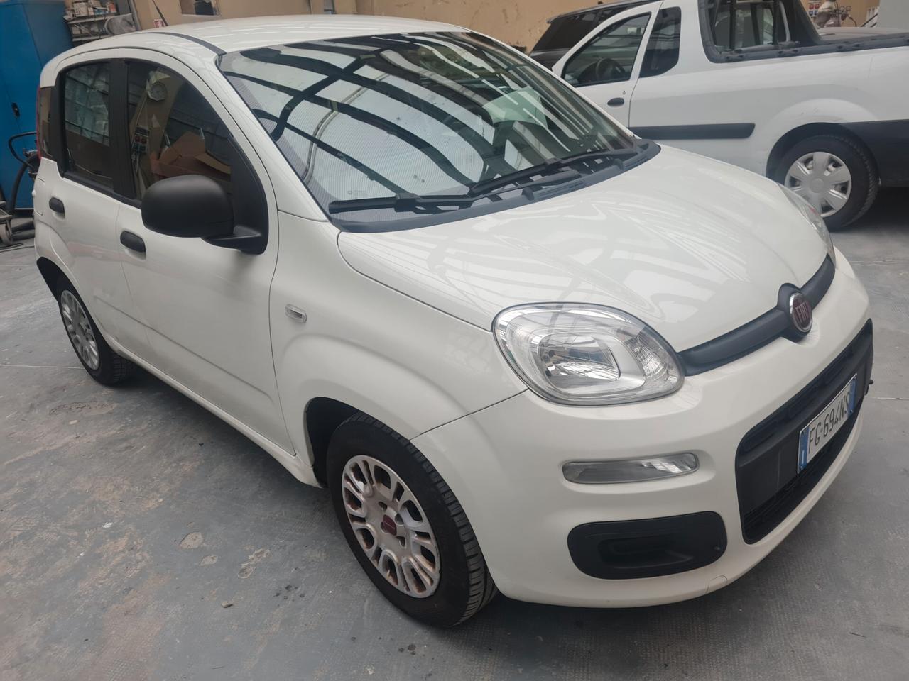 Fiat Panda 1.3 MJT 95 CV Euro 6 posti 5