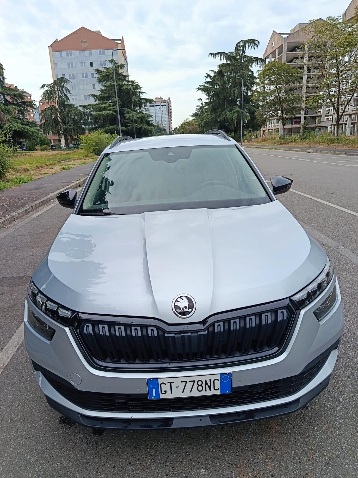 Skoda Kamiq 1.0 TSI BLACK DOTS
