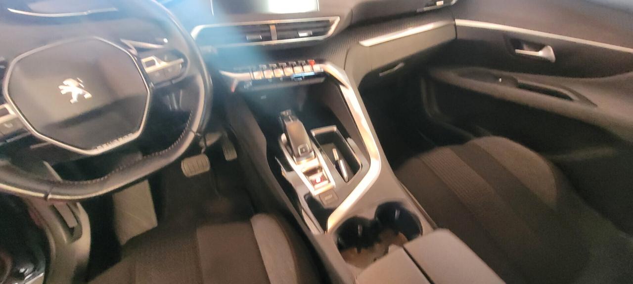 Peugeot 3008 BlueHDi 130 S&S EAT8 Business