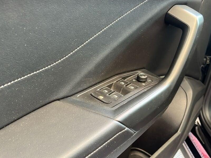 Volkswagen T-Roc 1.0 TSI Style * PROMO *