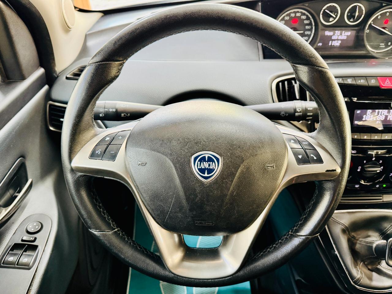 Lancia Ypsilon 1.2 BENZ/GPL 69 CV 5 porte