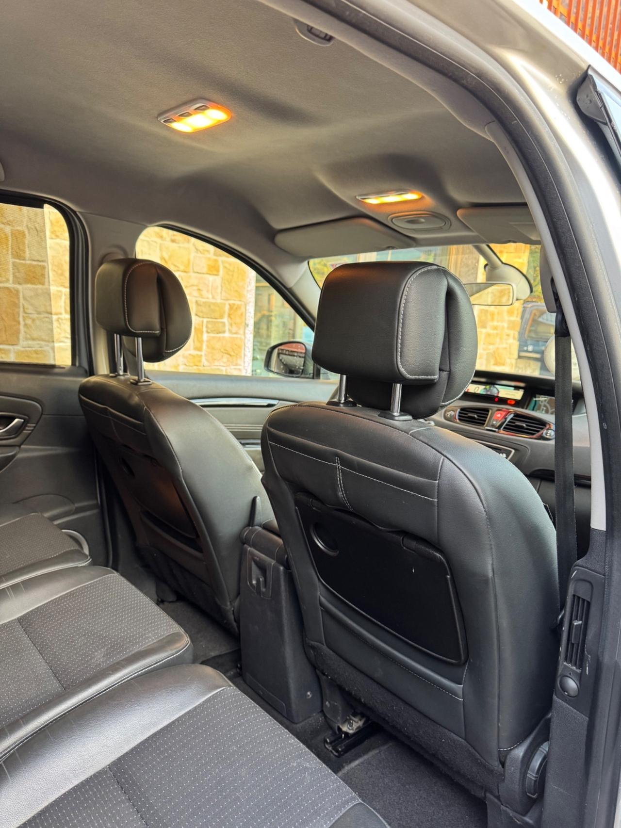 Renault Scenic Scénic X-Mod 1.5 dCi 110CV Luxe