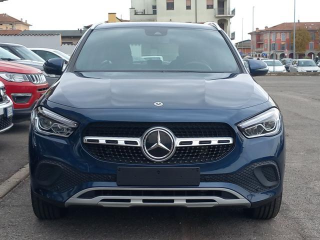 MERCEDES-BENZ GLA 180 Automatic Sport Progressive NAVI LED CAMERA