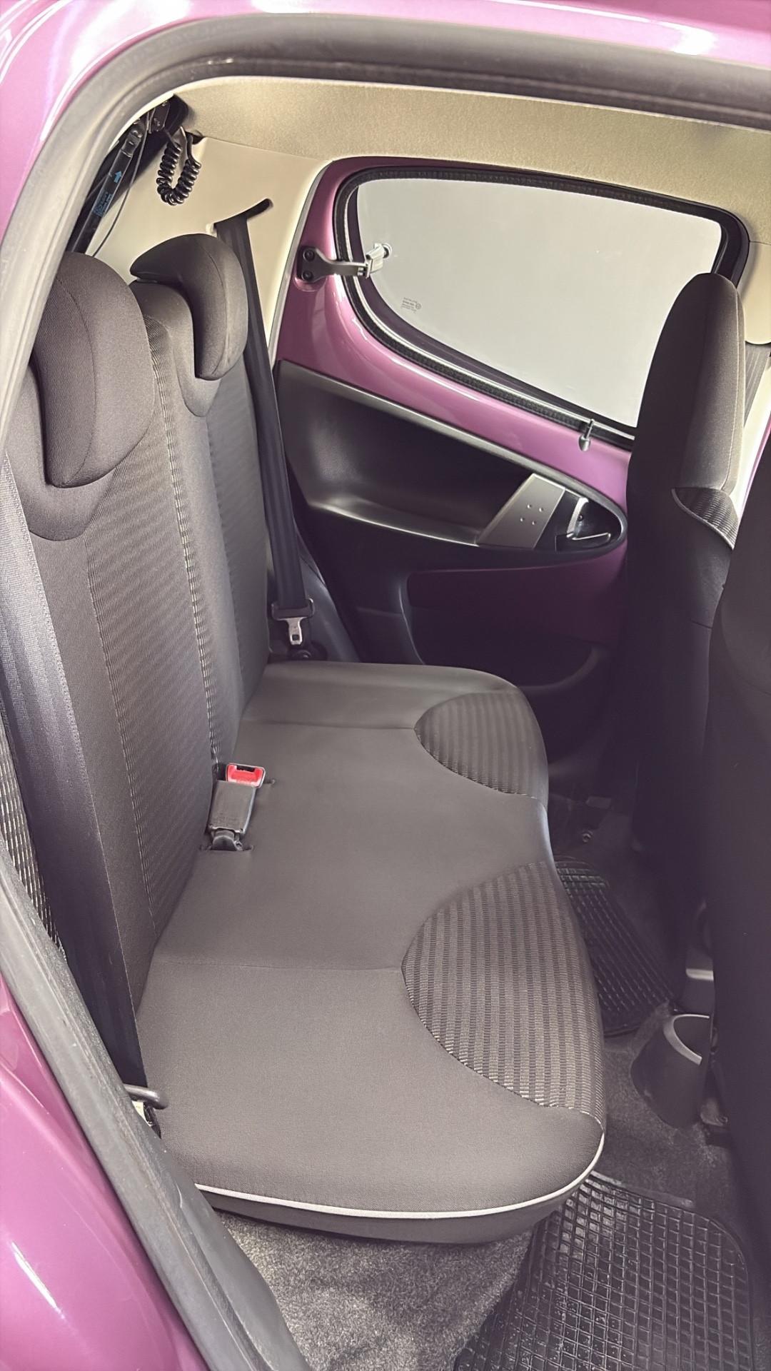 Peugeot 107 1.0 Benzina 2012 Superga