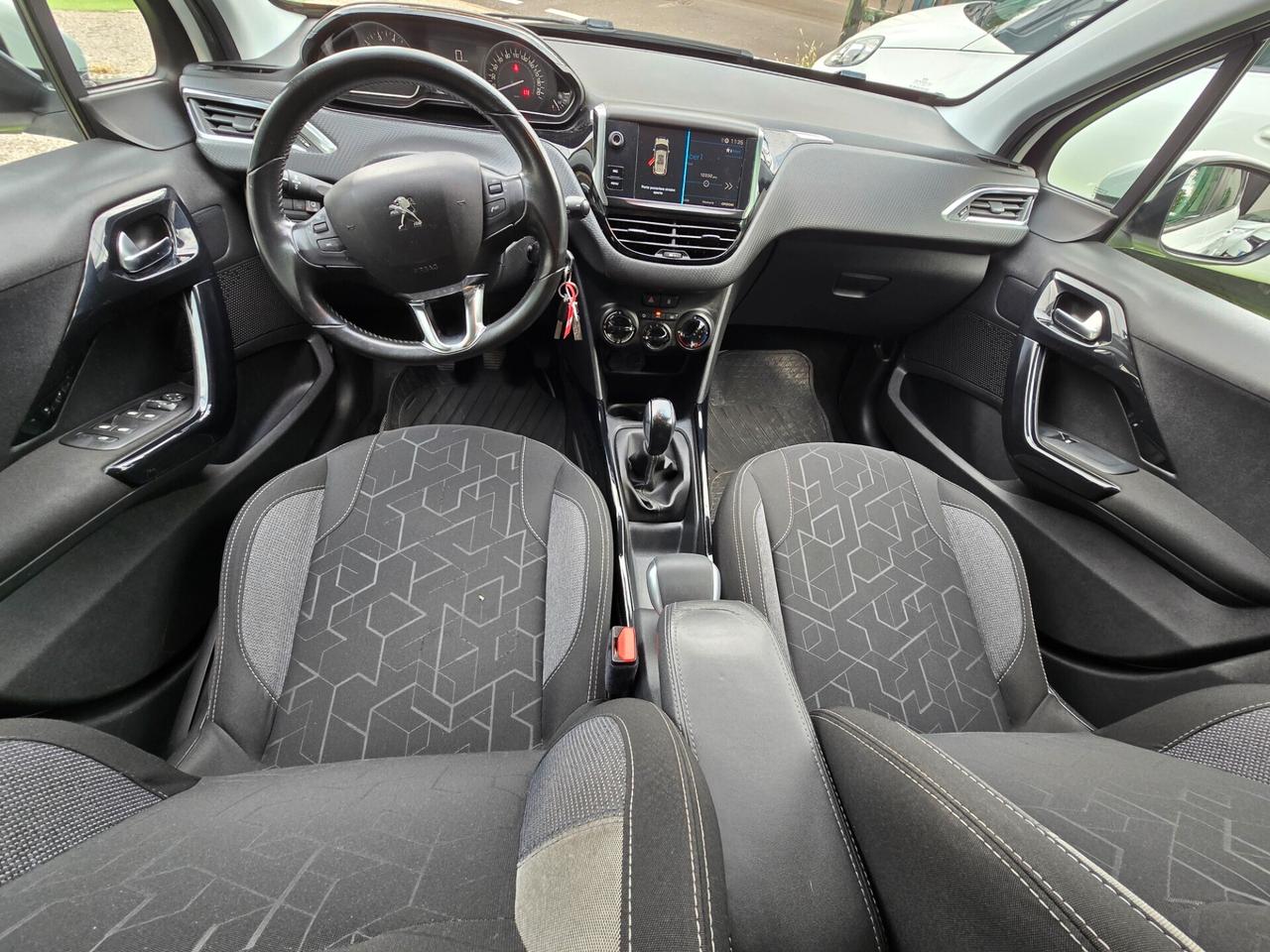 Peugeot 2008 1.2BZ/GPL 82CV 140000KM-2019