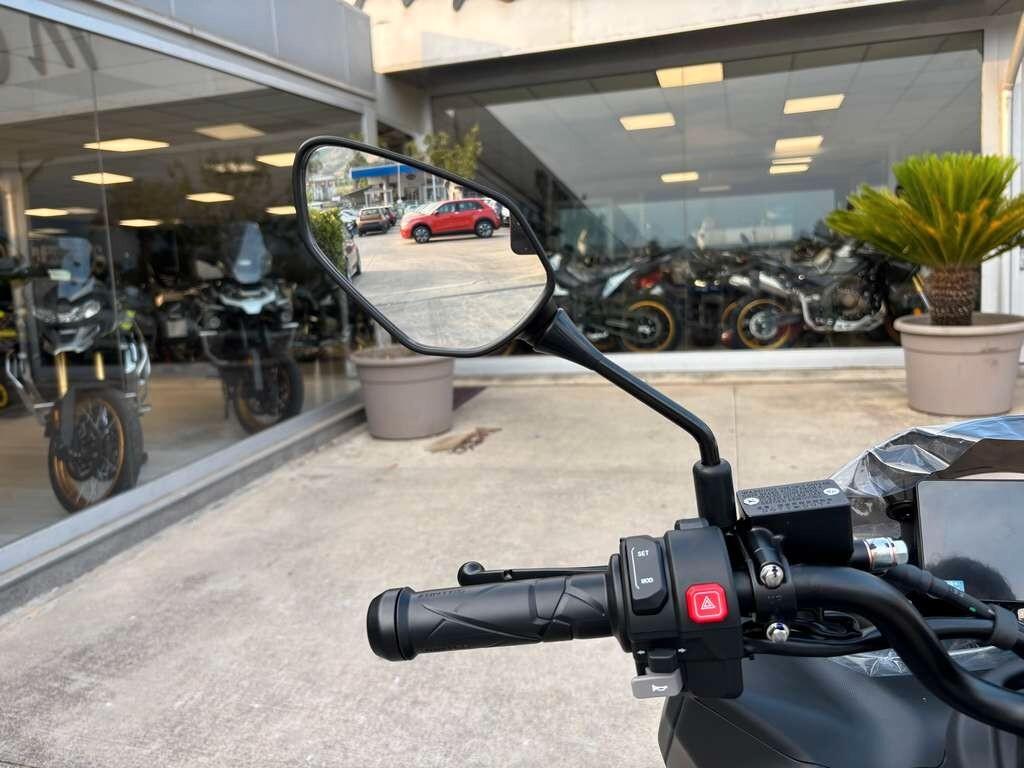 Zontes 125 X Nuovo pronta consegna Tua a solo 29 Euro al mese