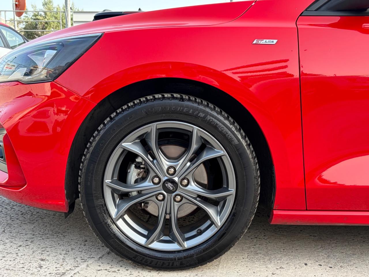 Ford Focus 1.0 EcoBoost Hybrid 125 CV 5p. ST-Line