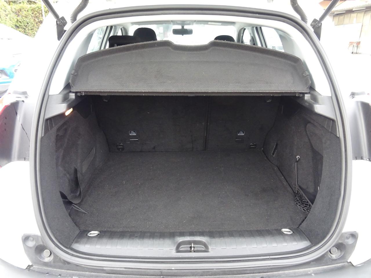 Peugeot 2008 PureTech 82 Active OK NEOPATENTATI