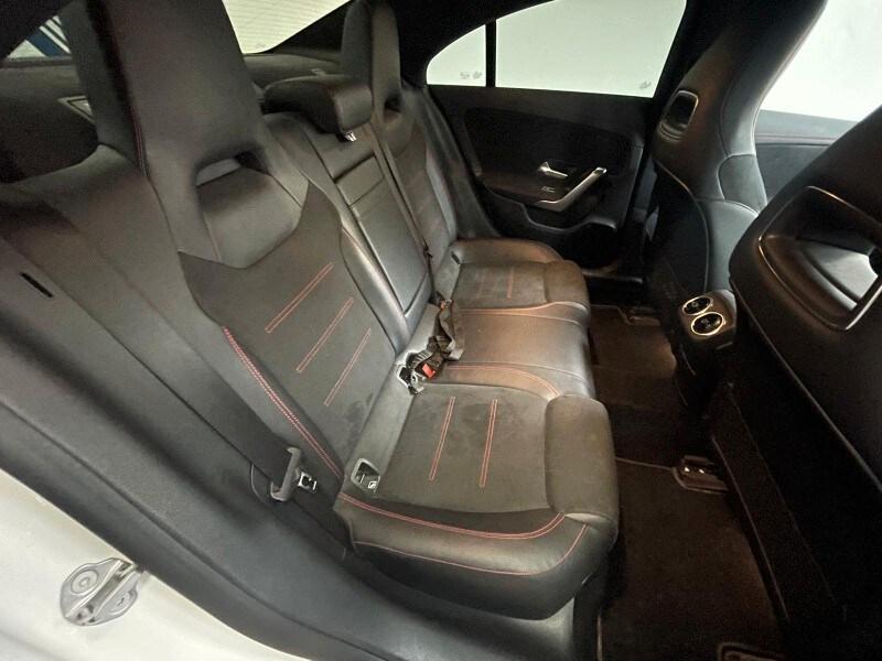 MERCEDES CLA Coupé (C118) CLA 220 d Automat...