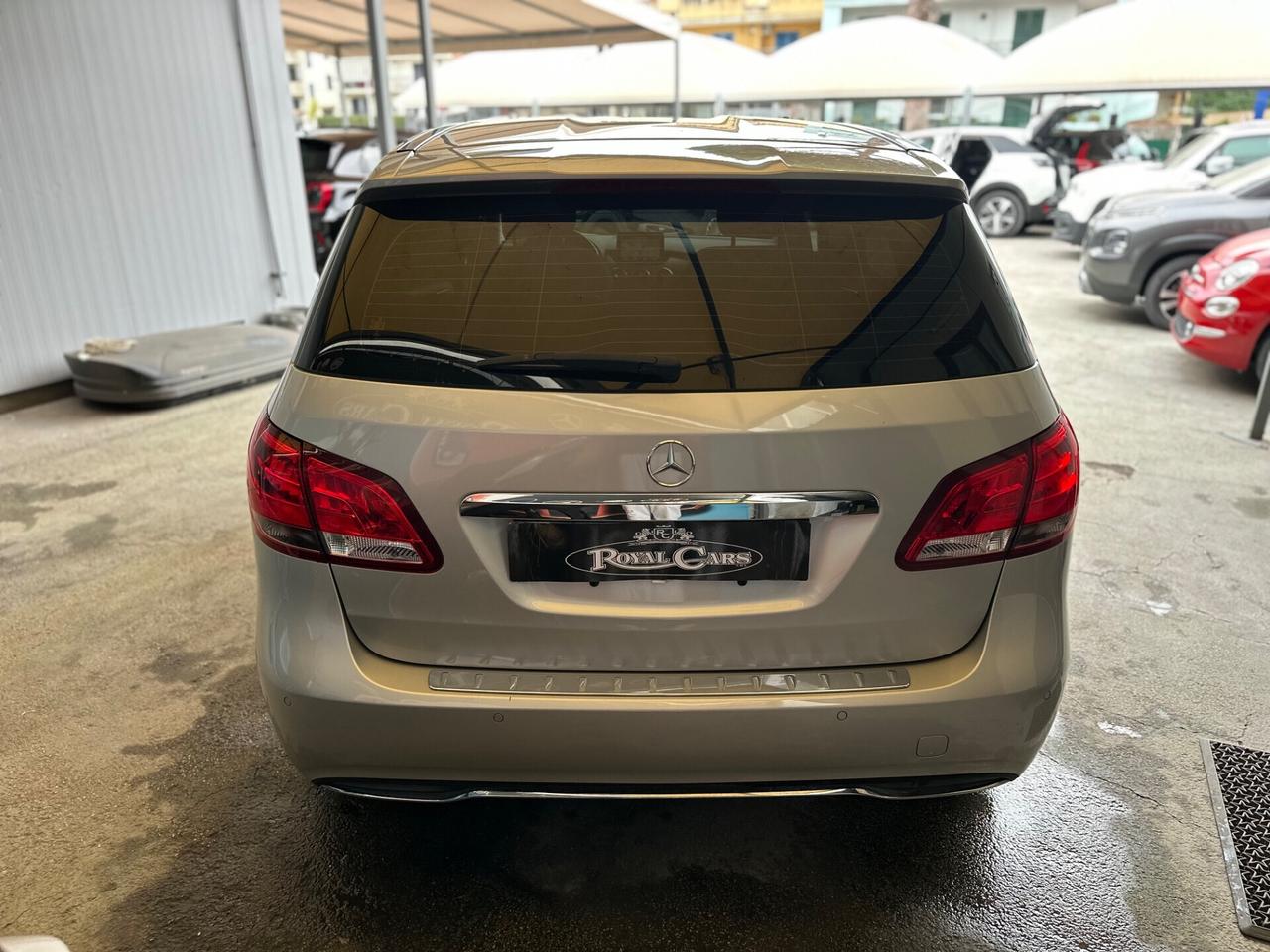 Mercedes-benz B 180 Sport/Automatic