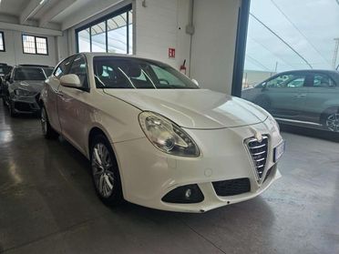Alfa Romeo Giulietta Giulietta III 2010 1.6 jtdm-2 Progression