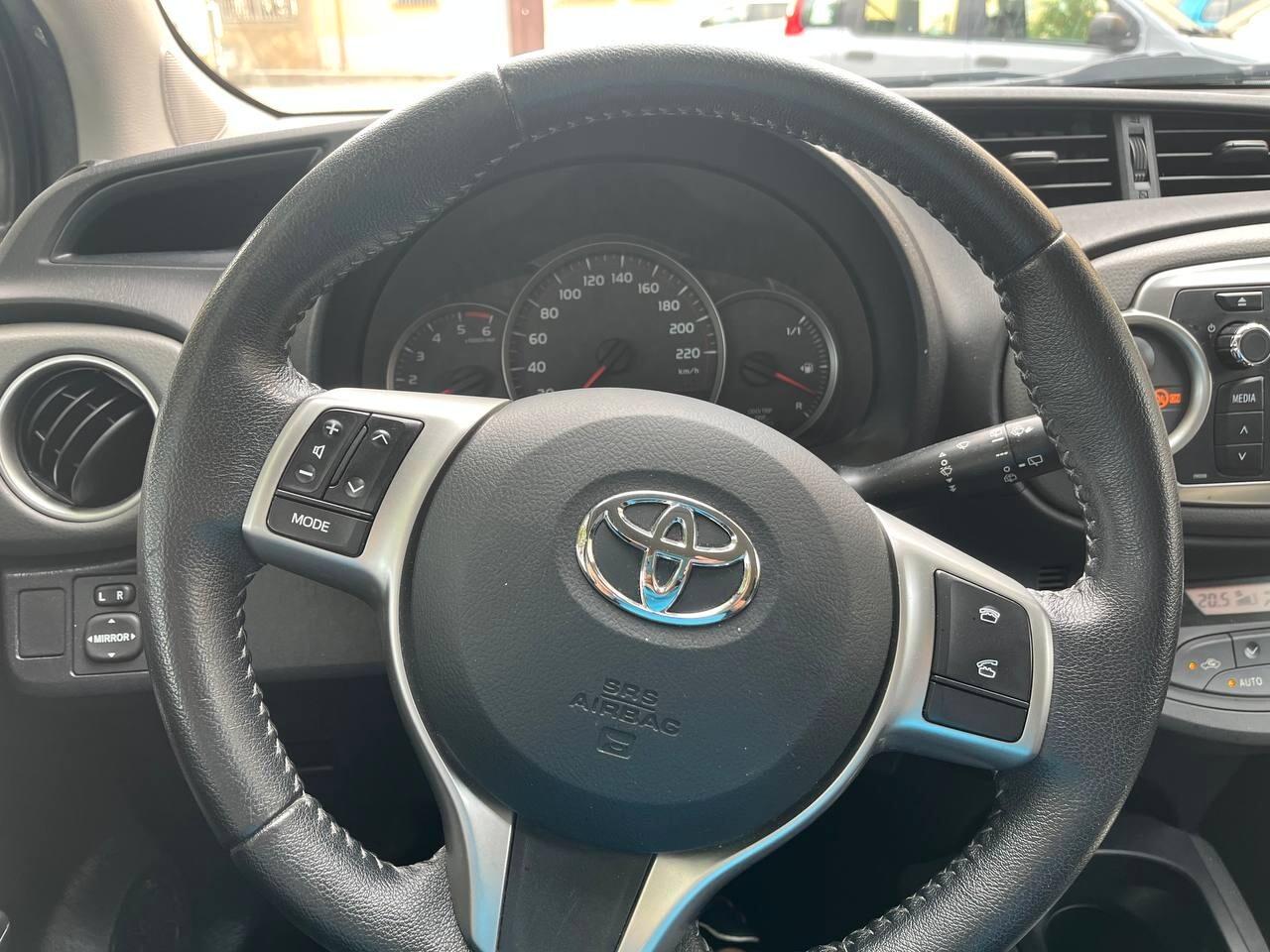 NUEW ARRIVO TOYOTA MODELLO YARYS 5 PORTE1,4 DIESEL CV 90 KW 66