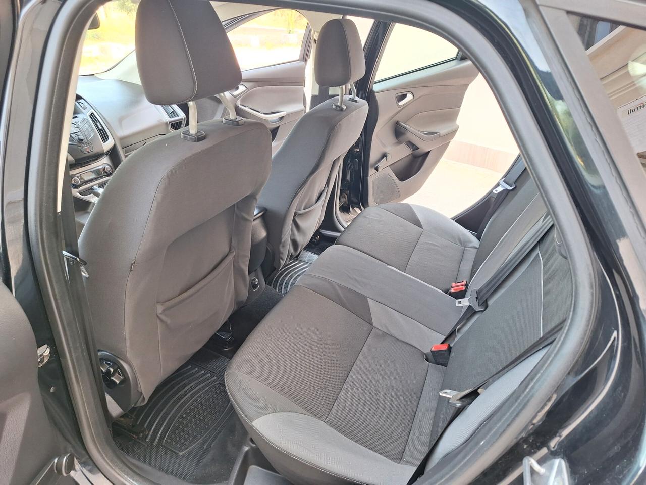 Ford Focus 1.6 TDCi 115 CV BERLINA 2013