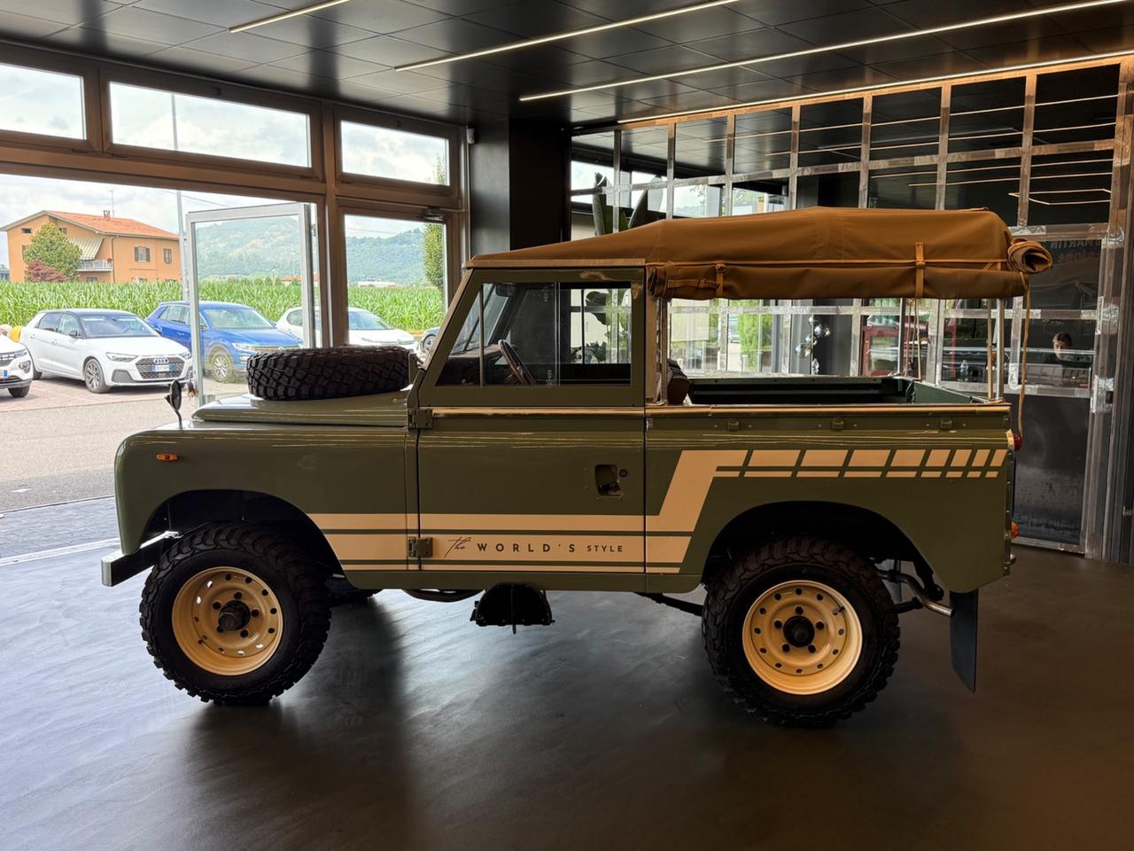 Land Rover Defender SERIES 88 SOFT TOP