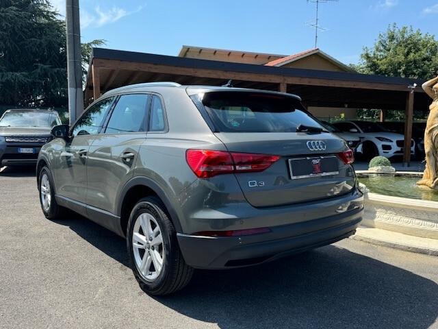 Audi Q3 35 TDI S tronic Business Advanced
