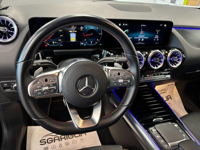 MERCEDES-BENZ GLA 180 d AMG Premium Automatico