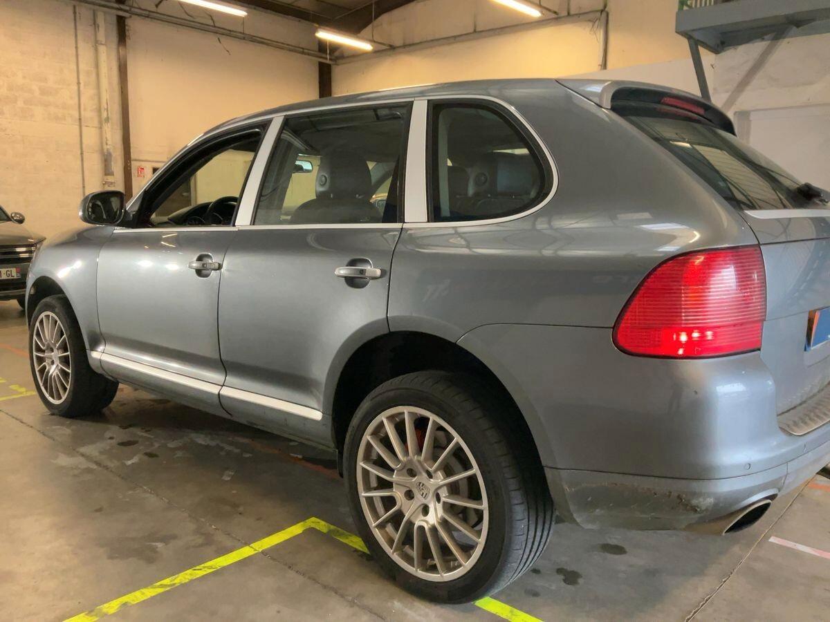 Porsche Cayenne 4.5 cat Turbo S