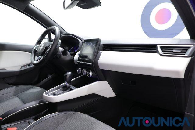 RENAULT Clio FULL HYBRID E-TECH 145 CV 5 PORTE TECHNO FULL LED