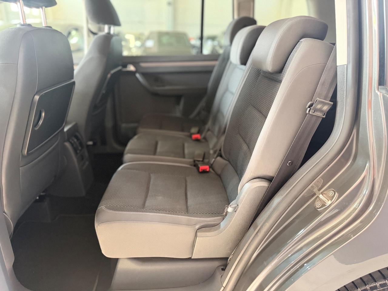 Volkswagen Touran 1.6 TDI Trendline NEOPATENTATI