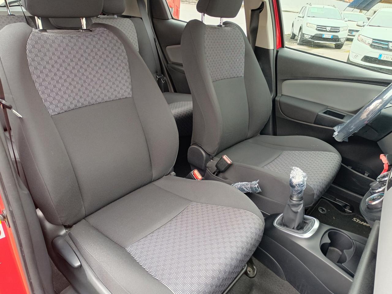 Toyota Yaris 1.0 5 porte Active