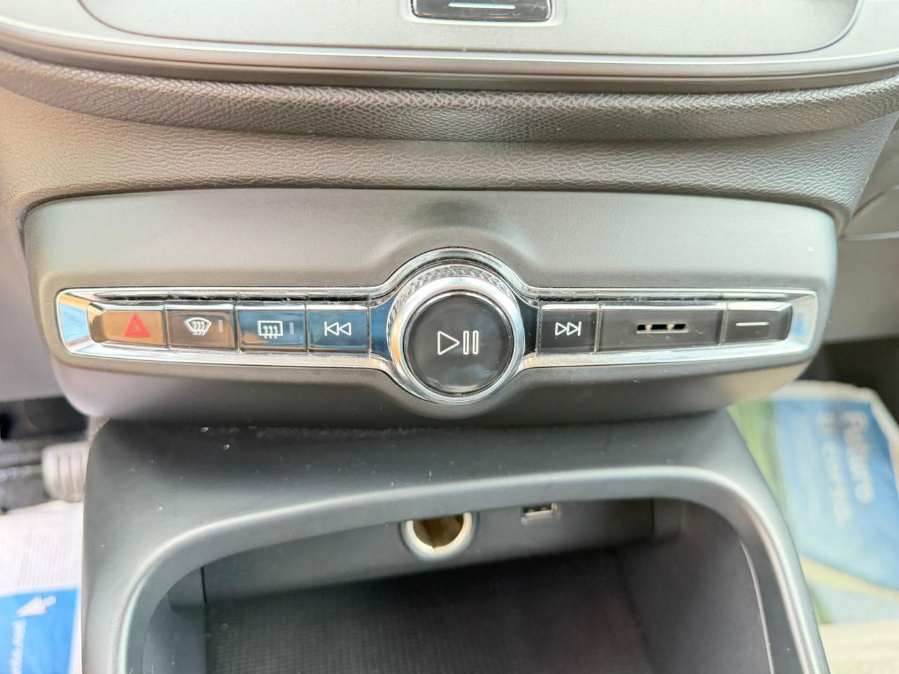 Volvo XC40 D3 R-design