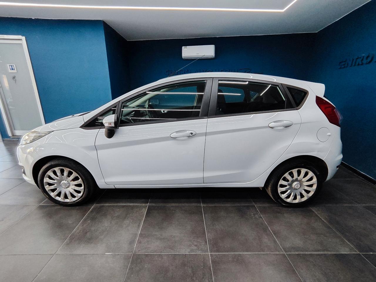 Ford Fiesta 1.4 92cv 5 porte GPL Titanium
