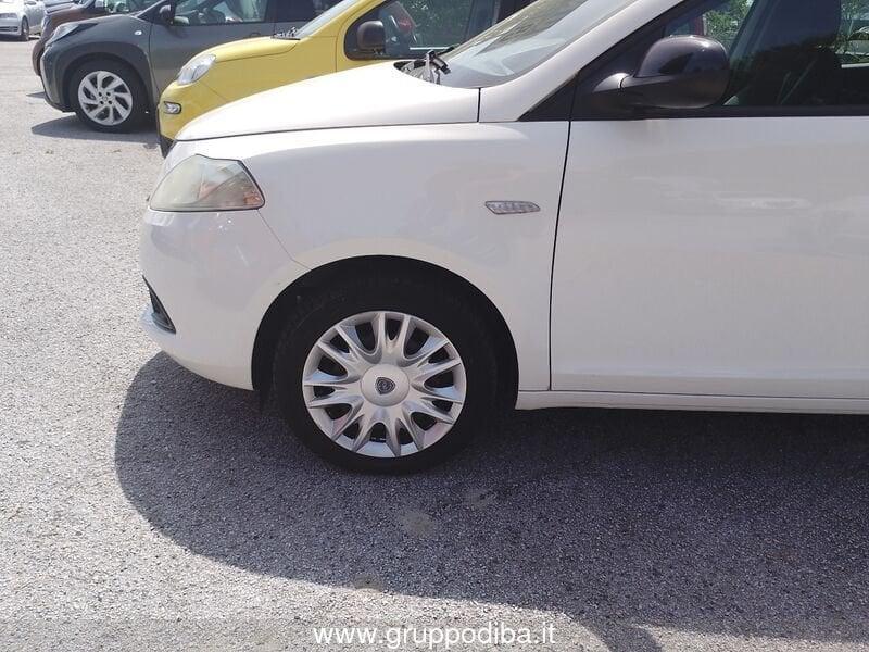 Lancia Ypsilon III 2011 Benzina 1.2 8v Silver s&s 69cv