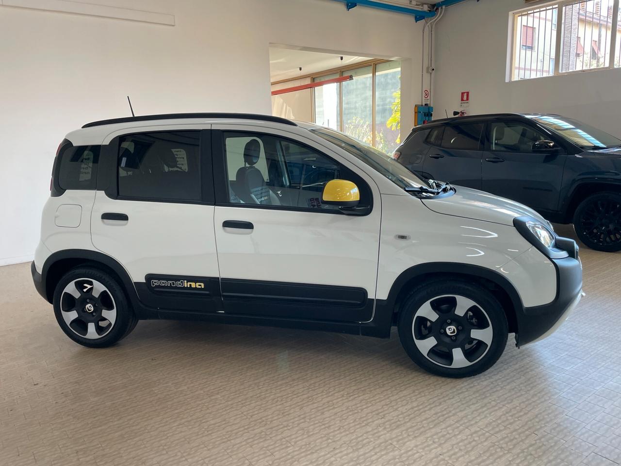 Fiat Panda Pandina 1.0 FireFly Hybrid CROSS 2025