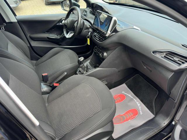 PEUGEOT 208 1° serie PureTech 82 5 porte Allure