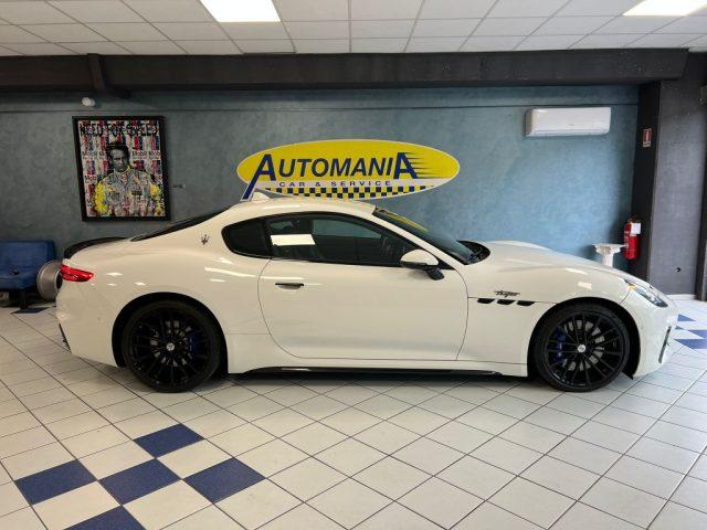 MASERATI GranTurismo V6 550 CV AWD Trofeo IVA ESP.