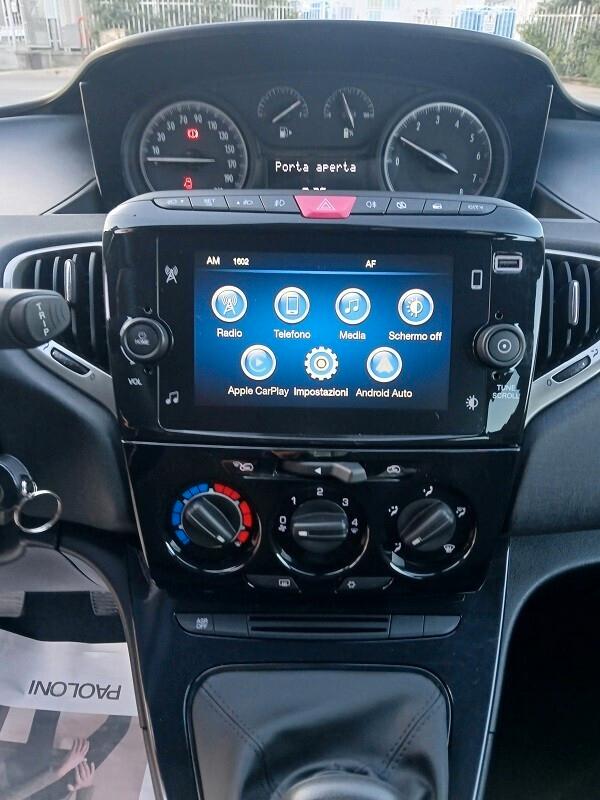 LANCIA YPSILON 1.0 FireFly S&S 69 CV HYBRID GOLD PLUS