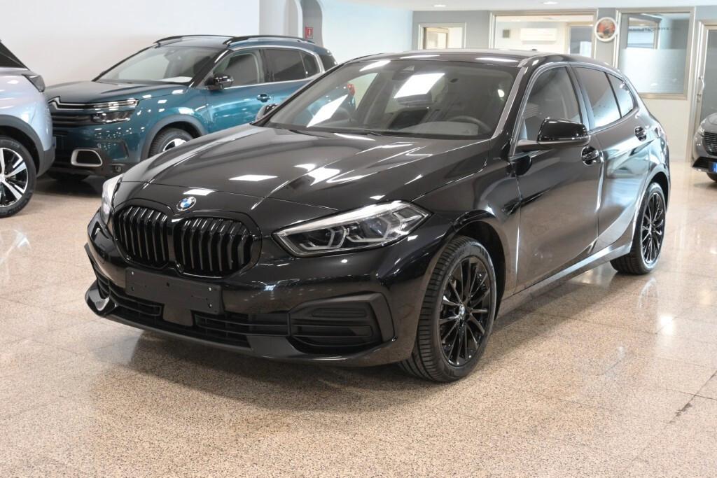 BMW 116D 115CV STEPTRONIC BUSINESS ADVANTAGE ( FARI LED - BMW DIGITAL COCKPIT - NAVI - MIRROR - PARK ASSISTANT - TELECAMERA POST. - CERCHI 17 )