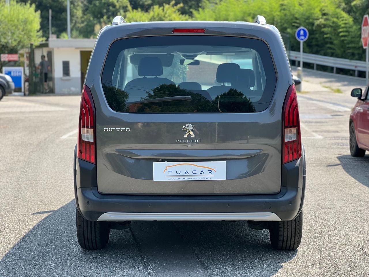 Peugeot Rifter 1.5 Blue HDI 130 Allure