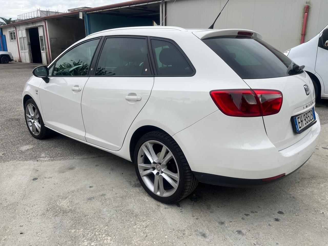 Seat Ibiza SW-1.6 tdi-full -2011