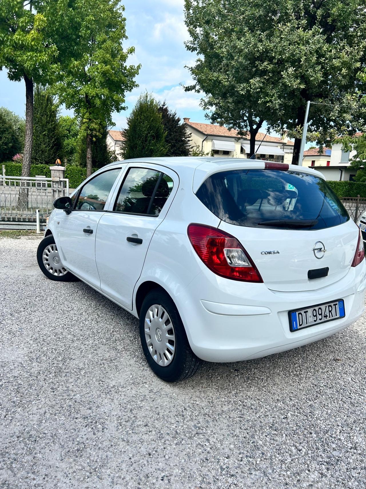 Opel Corsa 1.3 CDTI 75CV ecoFLEX 5 porte Cosmo
