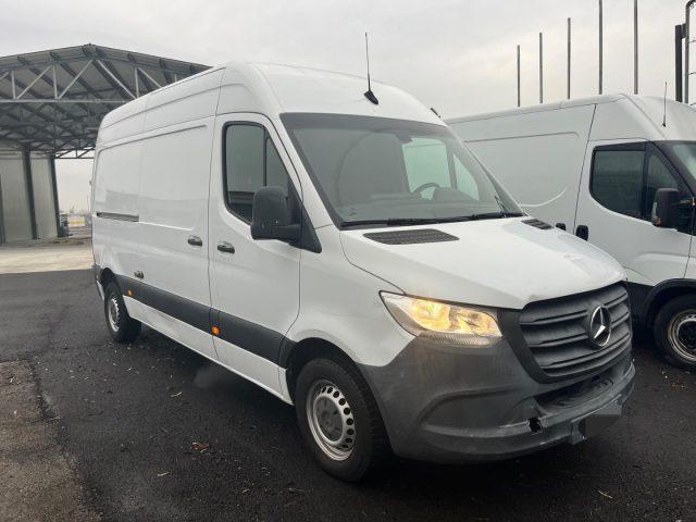 MERCEDES-BENZ SPRINTER 311 2.1 CDI F 39/33 E6