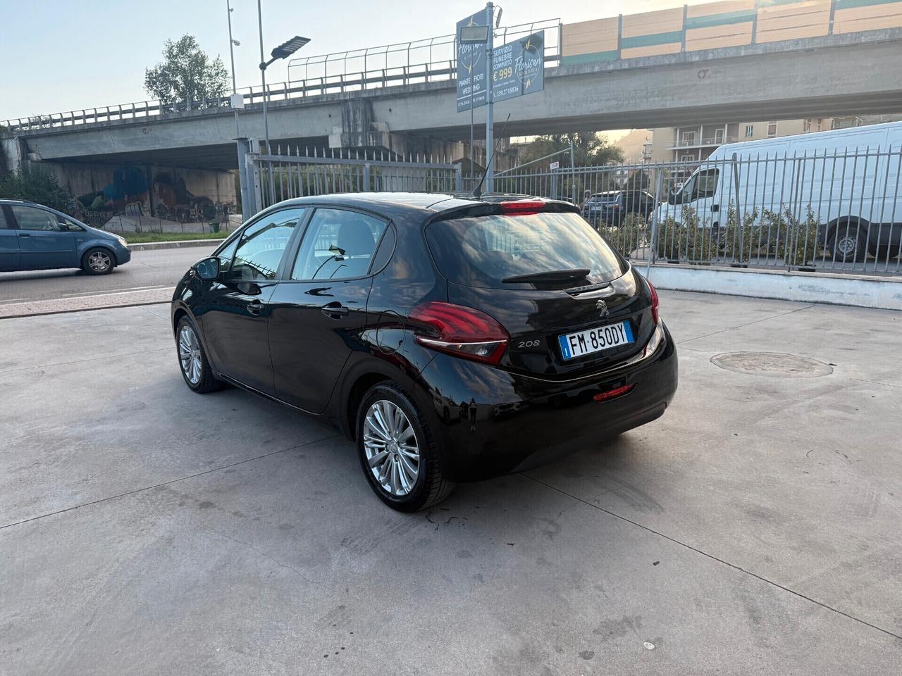 208 5P 1.2 BENZINA 82CV 10/2017 SOLI 92.500KM-OK NEOP.